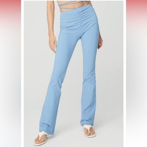 Alo yoga airbrush high-waist cinch flare legging